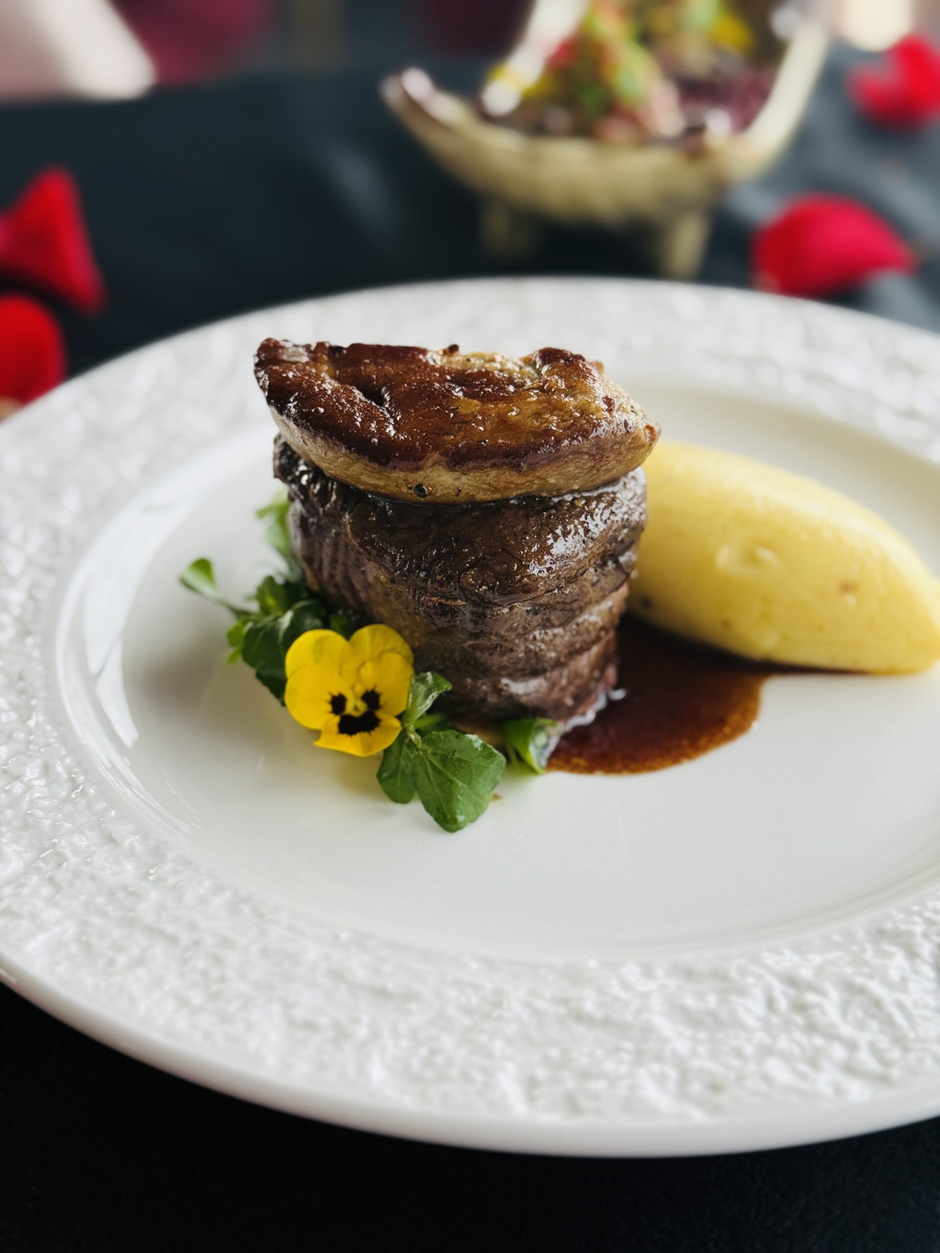 Lunch Time Discount Sora Restaurant 20 percent off total menu from 11 AM to 4 PM daily