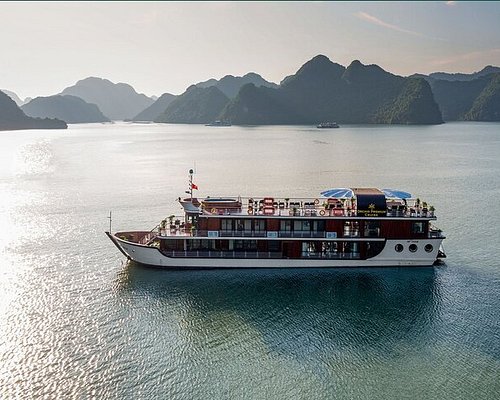 Orchid Trendy Cruise 3 Days 2 Nights – Luxury Ha Long Bay & Lan Ha Bay Journey
